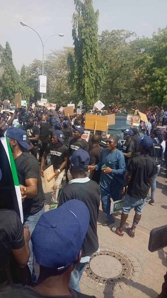 Atiku leads protest to INEC's headquarter in Abuja