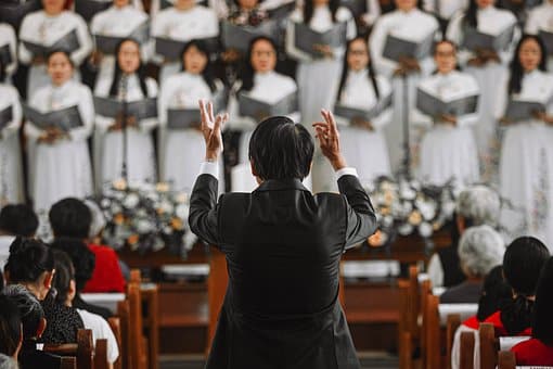 Lady quits jobs after office refused permission to attend church choir rehearsal