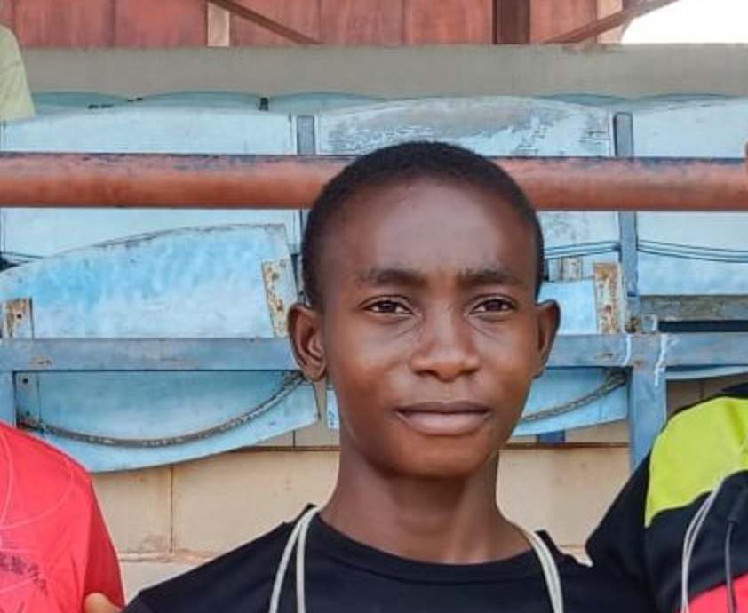 17-yr-old Nigerian student breaks Guinness World Record for most skips on one foot