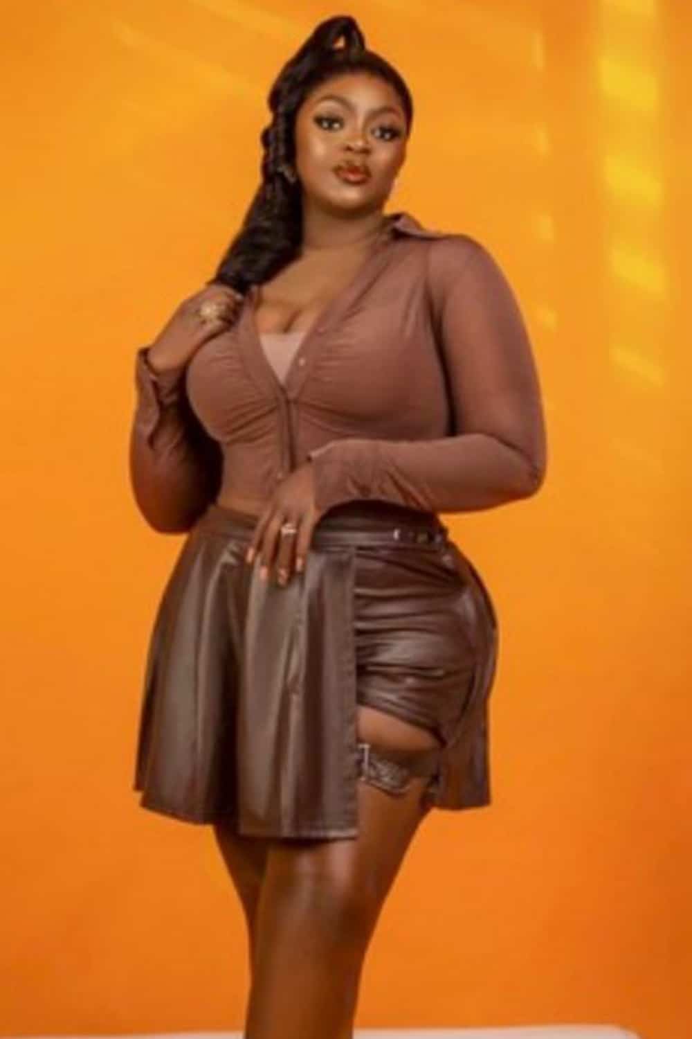 Outrage as man sexually harasses Eniola Badmus at a recent event (Video)