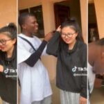 Nigerian man engages in playful banter with his Chinese teacher, communicates in Mandarin