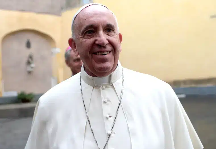 Pope Francis approves blessings for same-sex couples